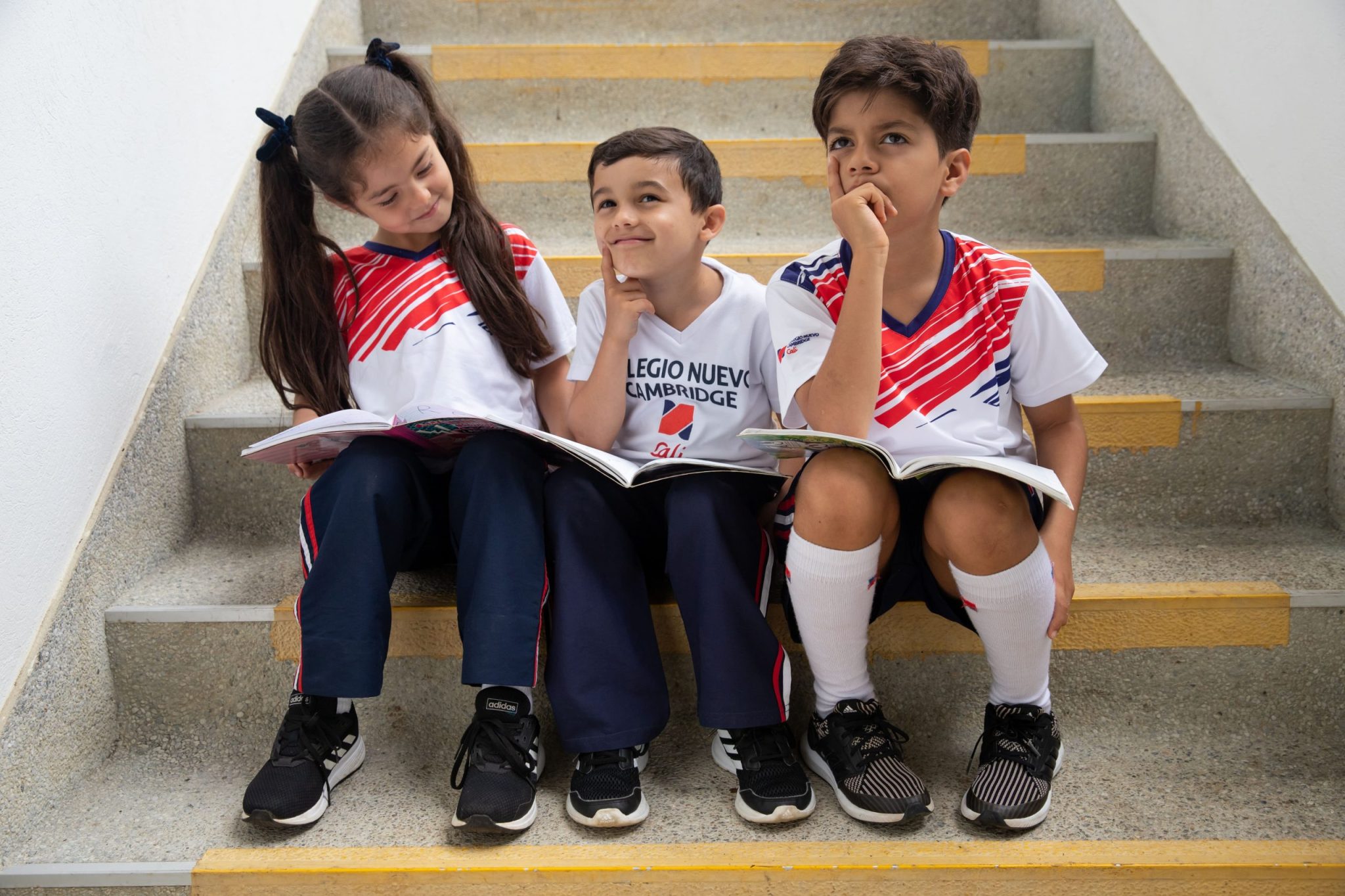 estudiantes-primero-pensando-Feb-28-2024-03-49-15-8637-PM