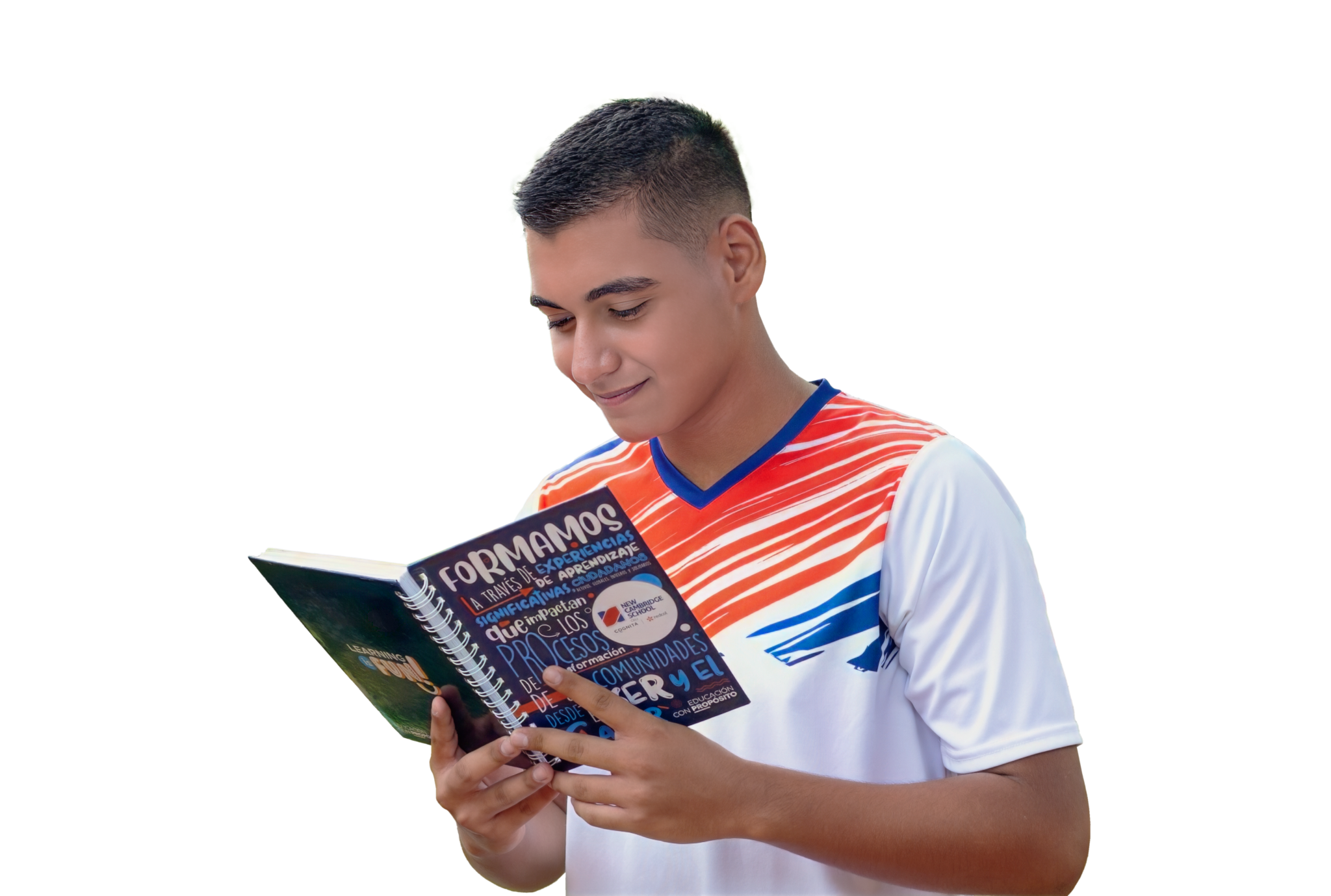 joven viendo cuaderno